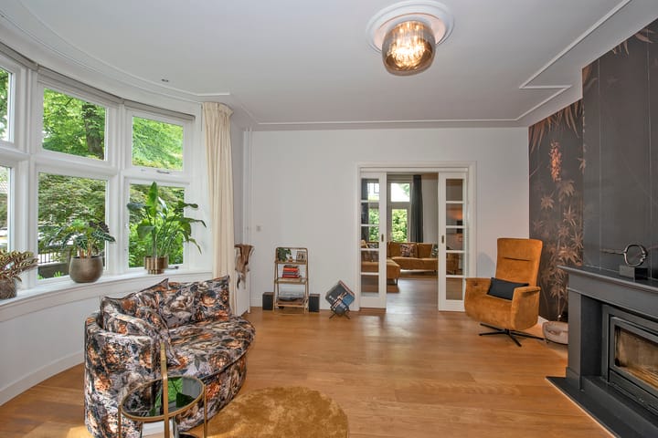 Photo 17 of C.T. Storkstraat 42