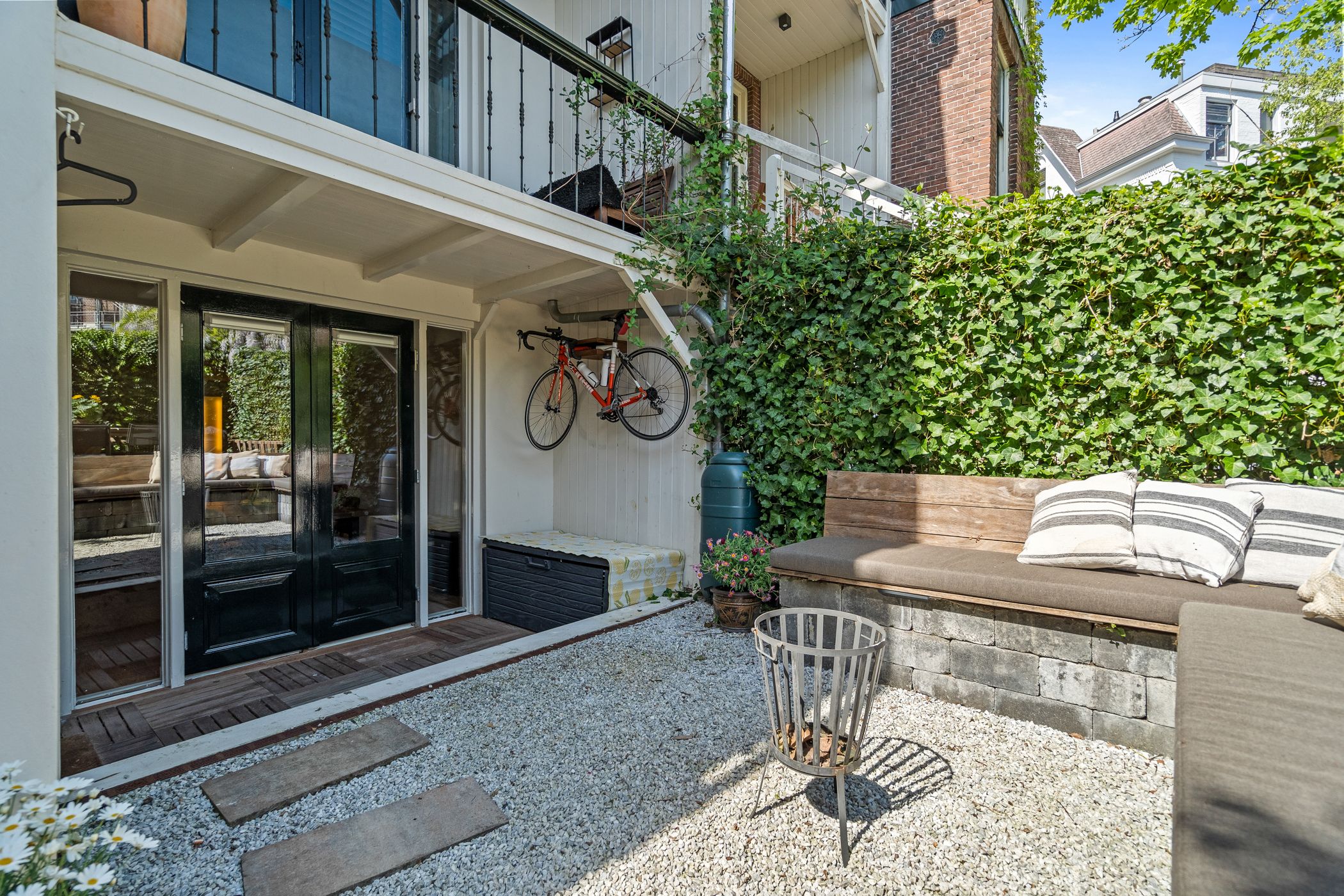 Foto 42 van Alexander Numankade 23-A