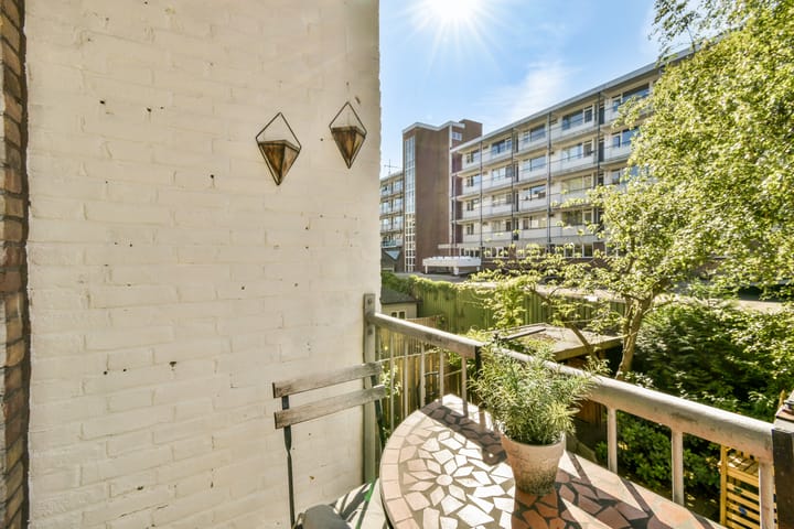 Foto 15 van Tweede Helmersstraat 39-1