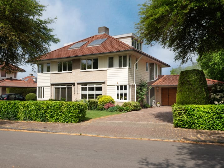 Photo 1 of Constantiuslaan 4