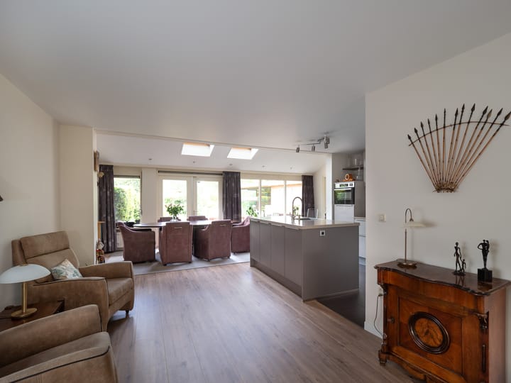 Photo 6 of Constantiuslaan 4