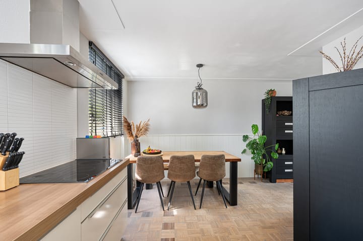 Photo 14 of Aagje Dekenstraat 7