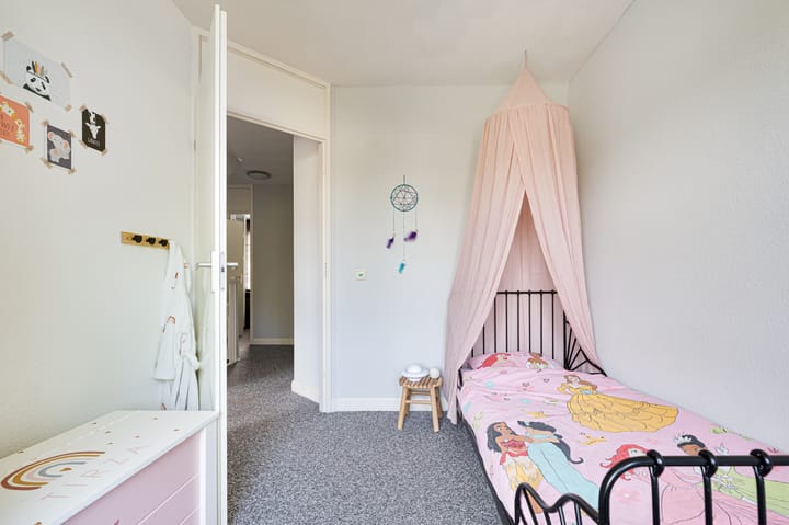 Photo 21 of Aagje Dekenstraat 7