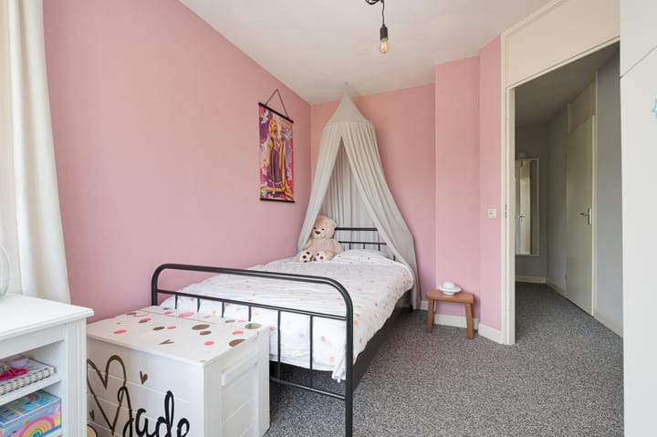 Photo 23 of Aagje Dekenstraat 7