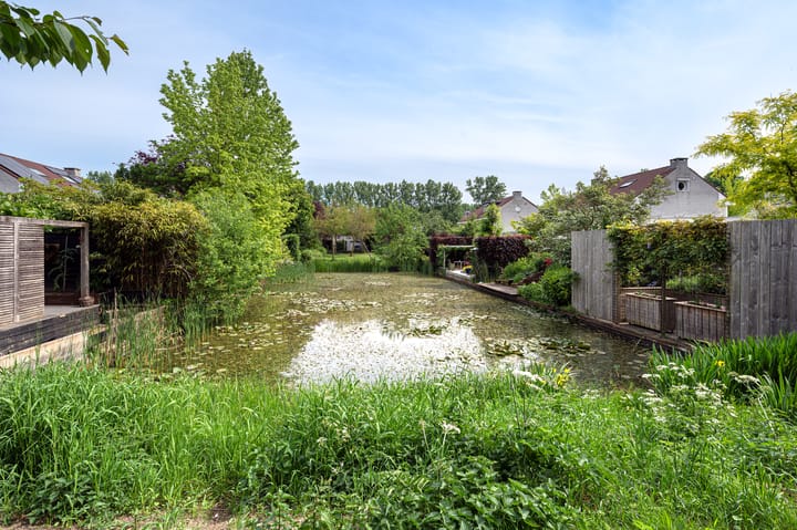 Photo 38 of Aagje Dekenstraat 7