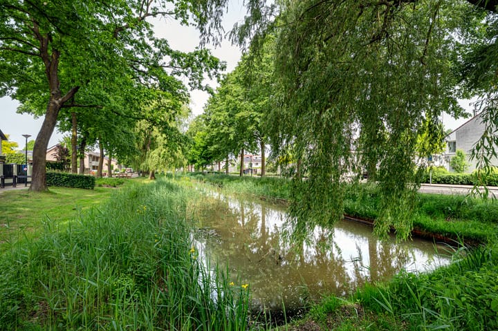 Photo 41 of Aagje Dekenstraat 7