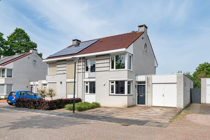 Photo 43 of Aagje Dekenstraat 7