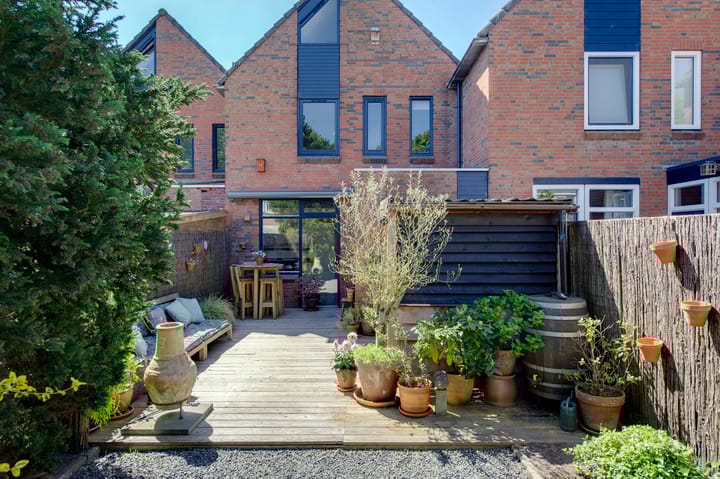 Foto 34 van van Hogendorpstraat 6