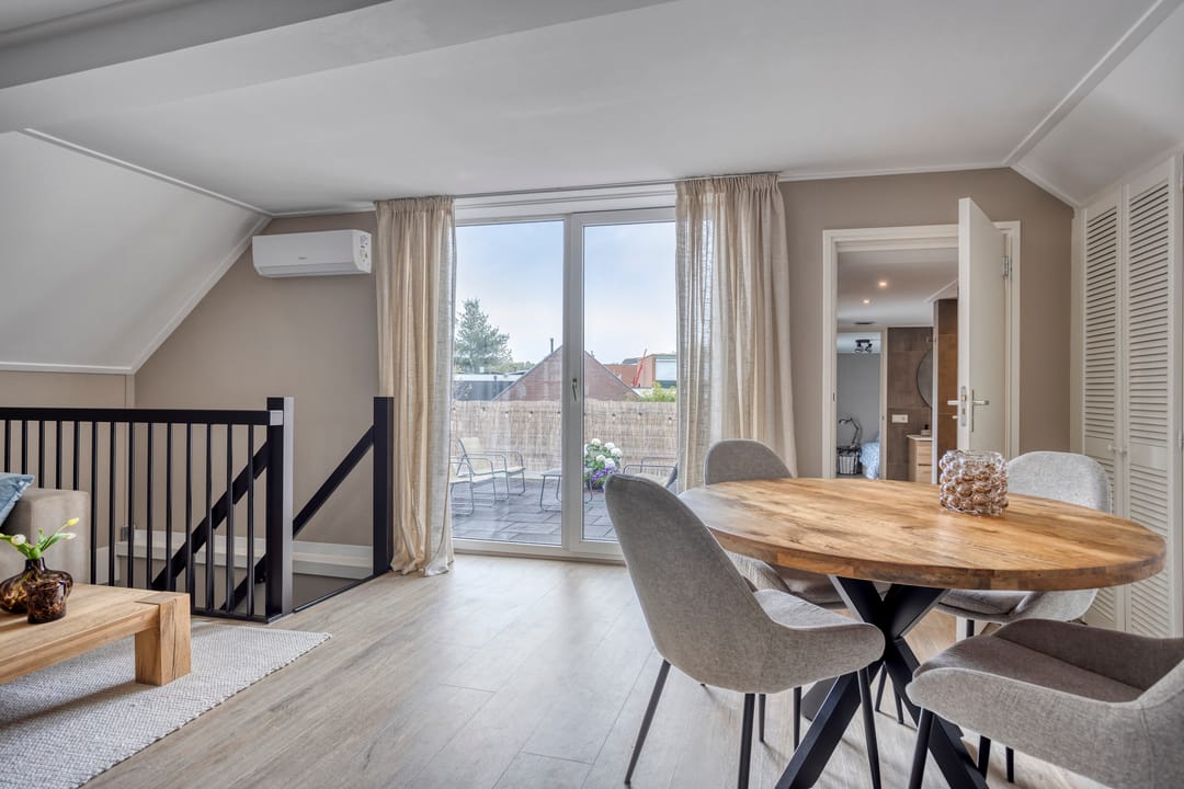 Photo 11 of Gronausestraat 28-A