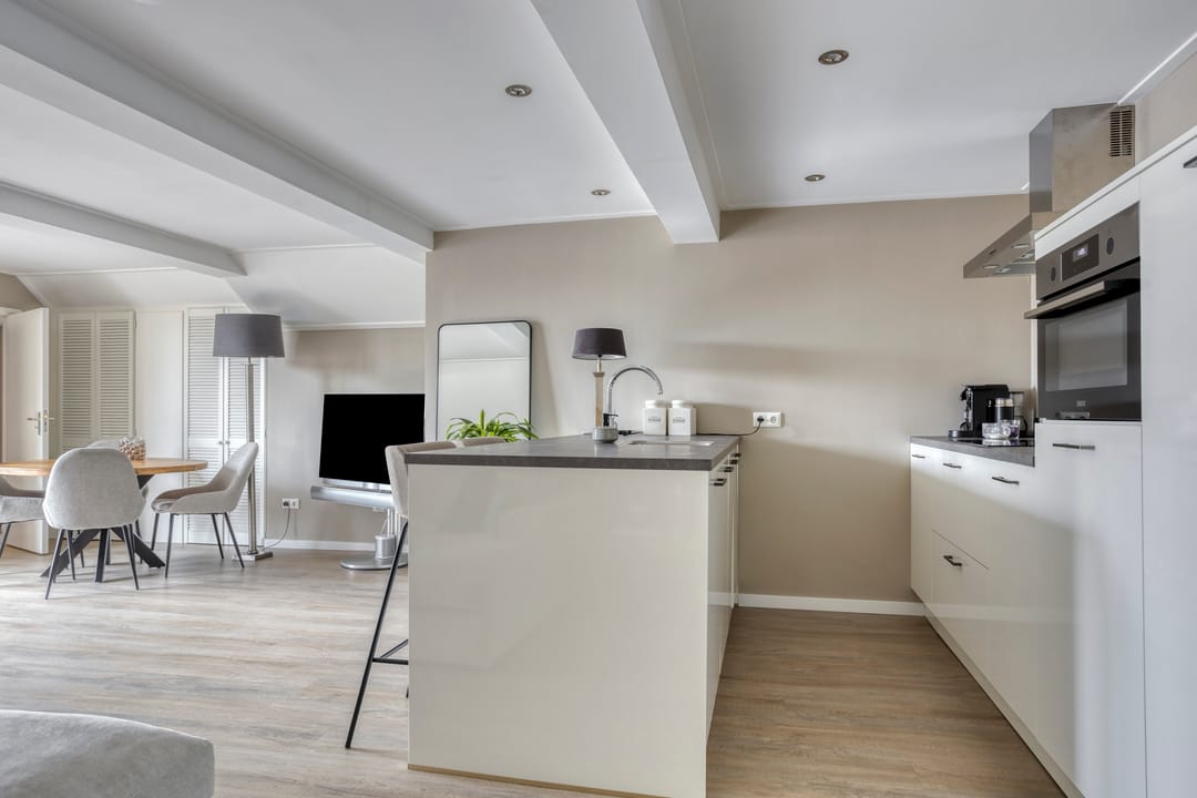 Photo 16 of Gronausestraat 28-A