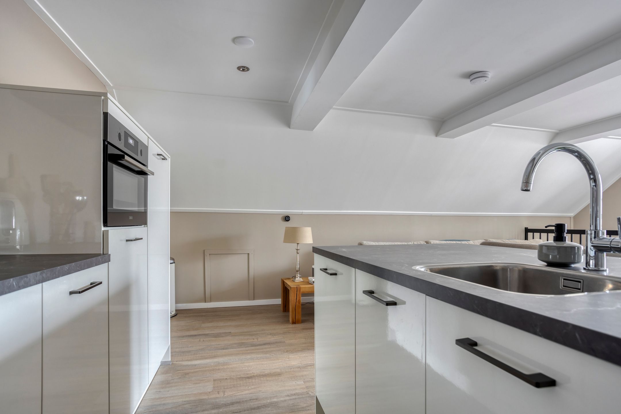 Photo 18 of Gronausestraat 28-A