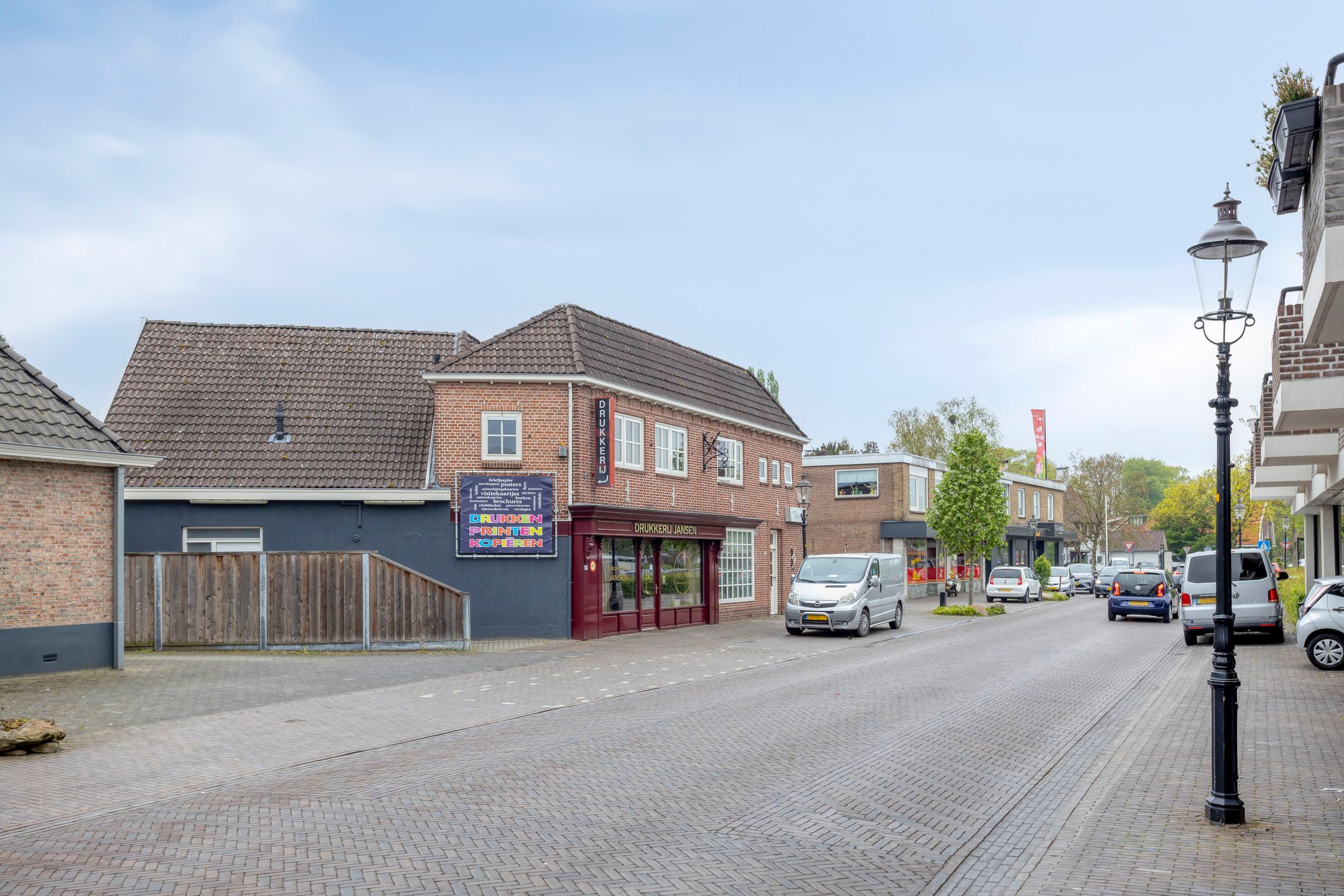 Photo 30 of Gronausestraat 28-A