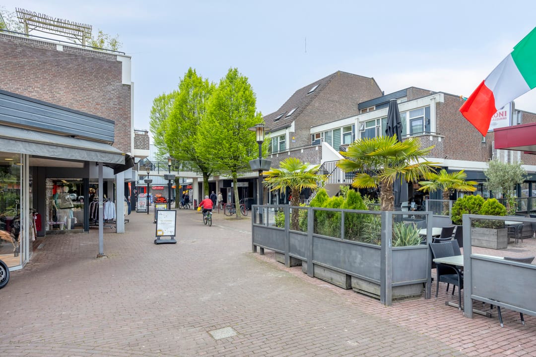 Photo 32 of Gronausestraat 28-A