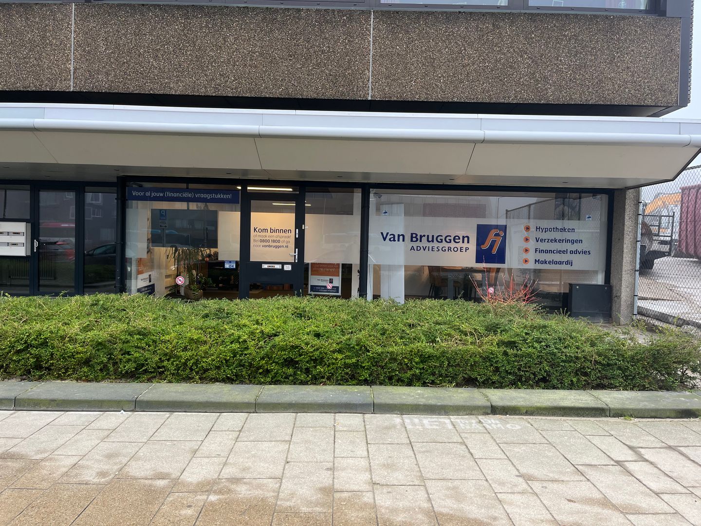 Bekijk foto 2 van Burg. Hustinxstraat 16