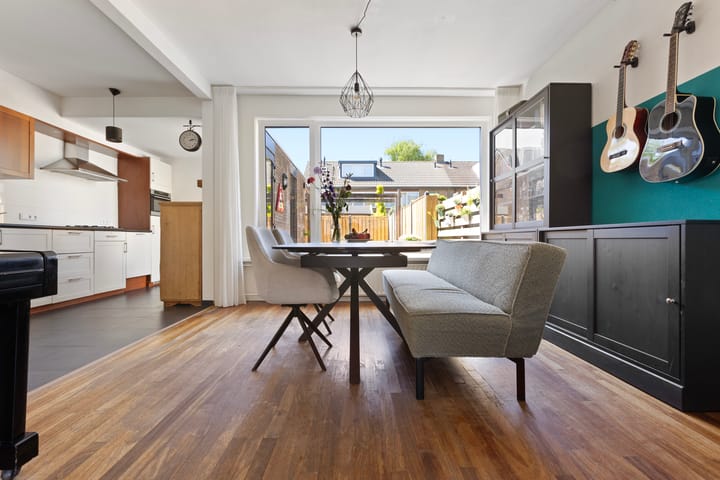 Foto 7 van Willem Alexanderhof 9