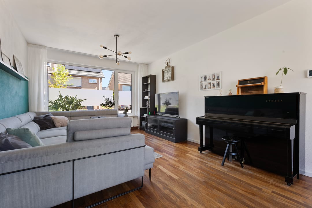 Foto 8 van Willem Alexanderhof 9