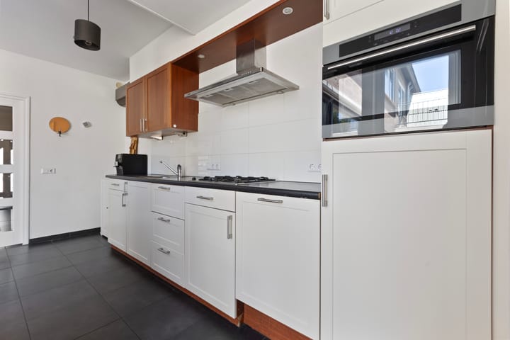 Foto 11 van Willem Alexanderhof 9