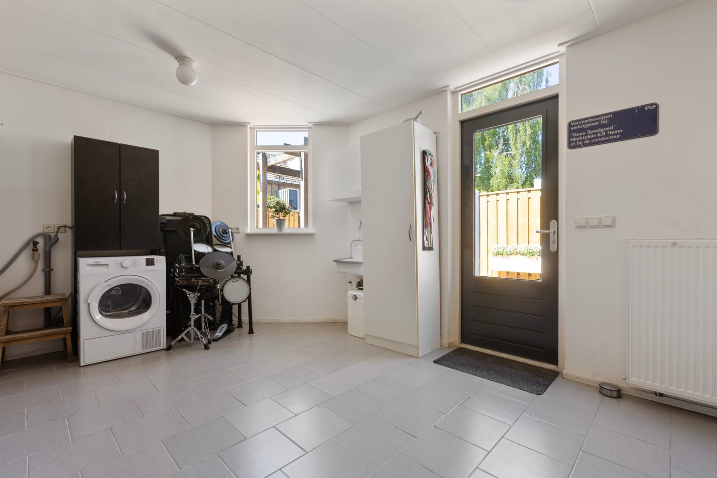 Foto 14 van Willem Alexanderhof 9