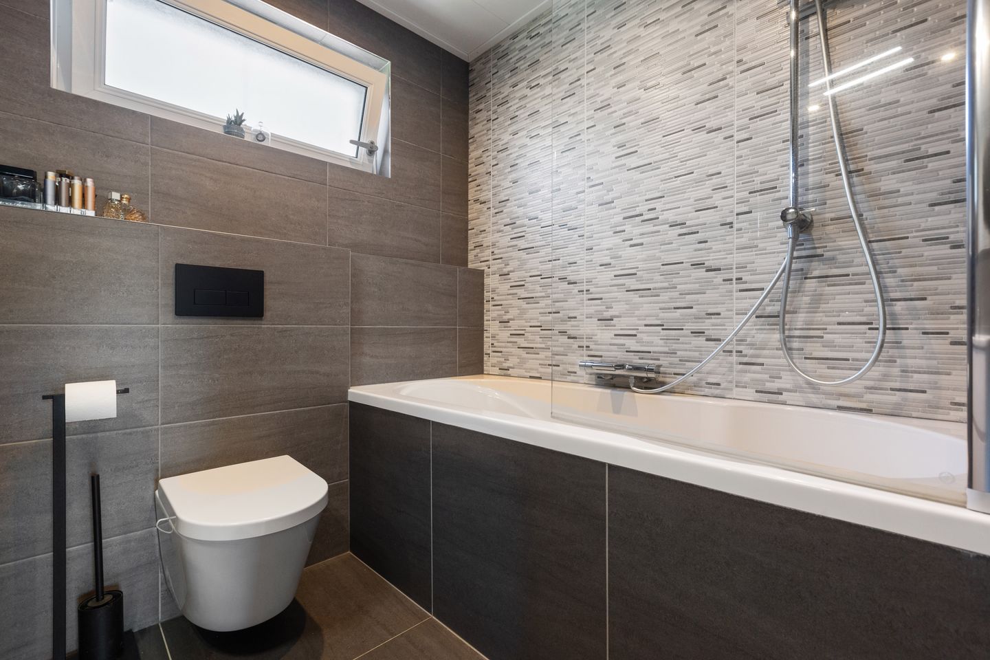 Foto 25 van Willem Alexanderhof 9