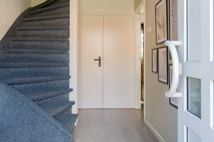 Photo 7 of Iemschoer 9