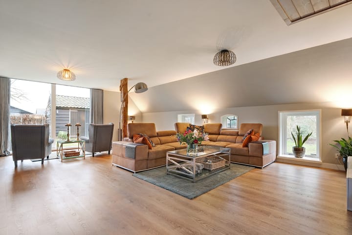 Foto 17 van Oshaarseweg 49