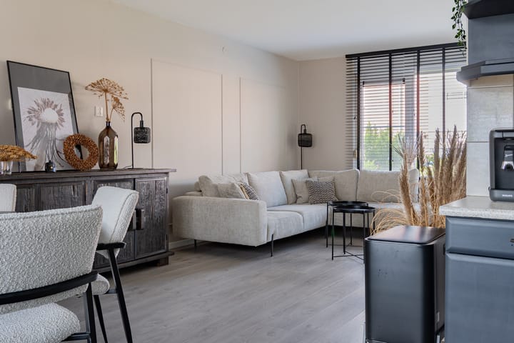 Photo 14 of Iemschoer 9