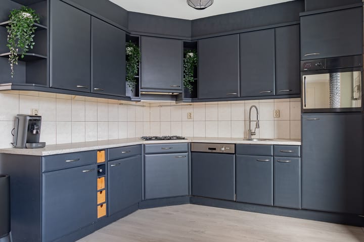 Photo 16 of Iemschoer 9