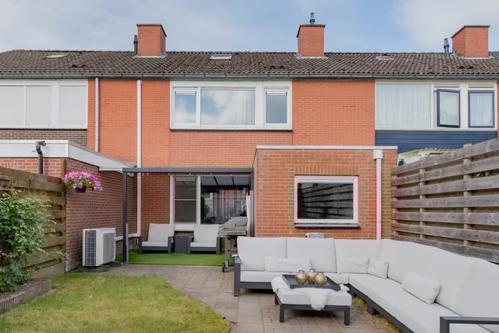 Photo 41 of Iemschoer 9