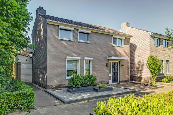 Foto 1 van Diderotstraat 7