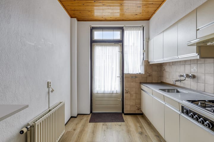 Photo 10 of Wethouder Winterinkstraat 24