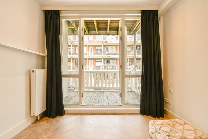 Foto 15 van Ruyschstraat 93-1