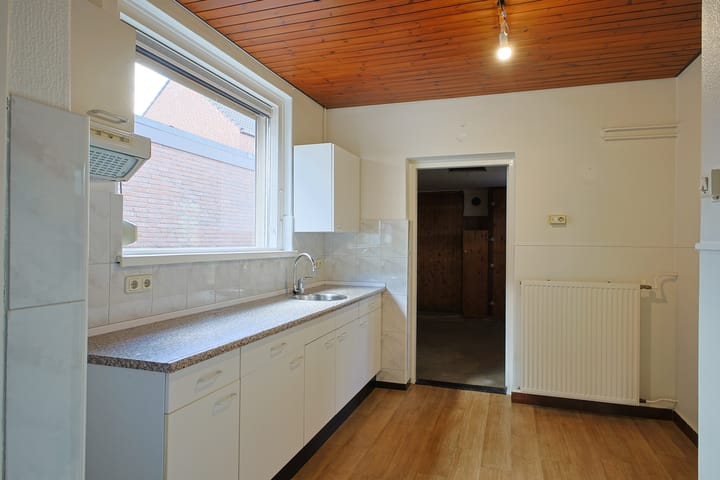 Foto 13 van Burg. van Boxtelstraat 24