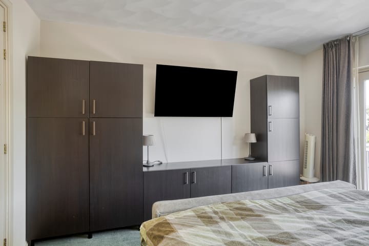 Photo 25 of Oranjestraat 68