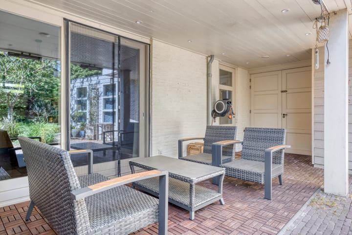 Photo 36 of Oranjestraat 68