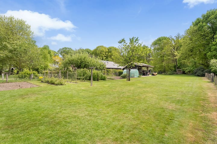 Foto 51 van Wethouder M. van Doorninckweg 21