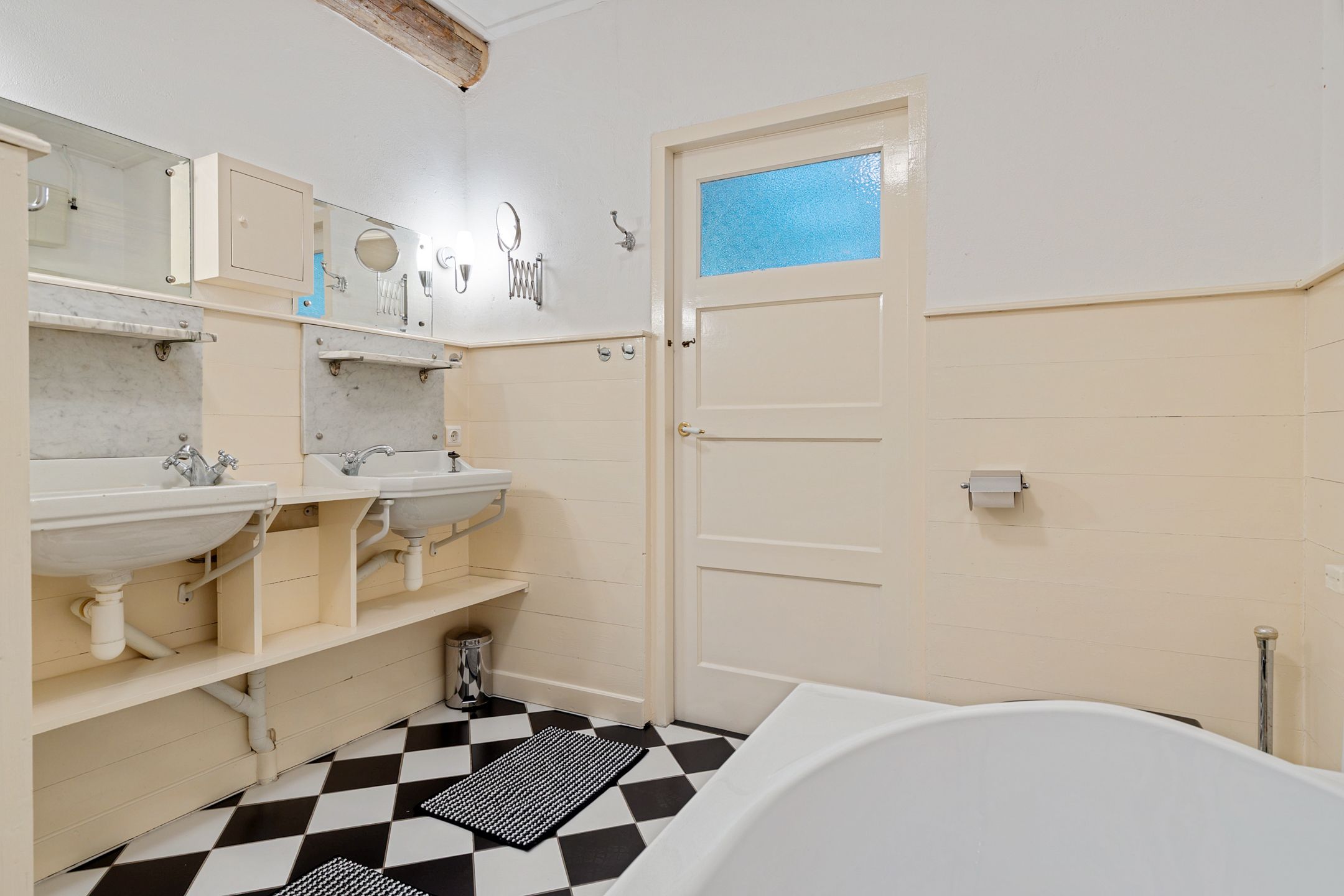 Foto 36 van E L Ubbensweg 1