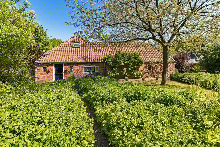 Foto 39 van E L Ubbensweg 1