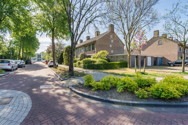 Foto 2 van Schoumanlaan 21