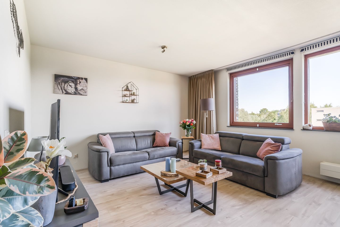 Foto 5 van Gouden Rijderplein 45