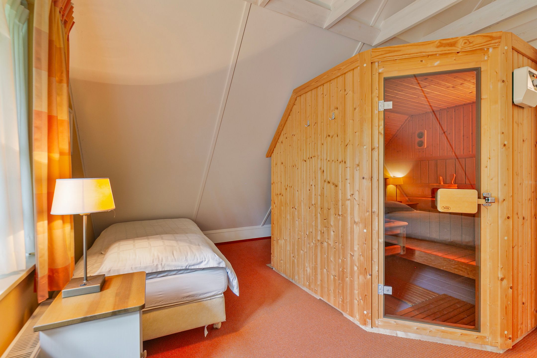 Foto 18 van Koele 36