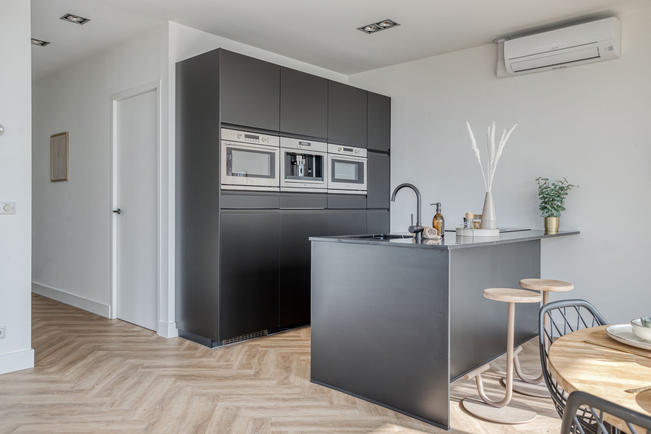 Foto 9 van Emmasingel 39-C