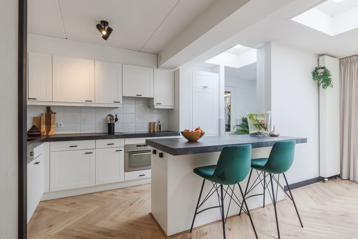 Photo 4 of Sint Annastraat 7