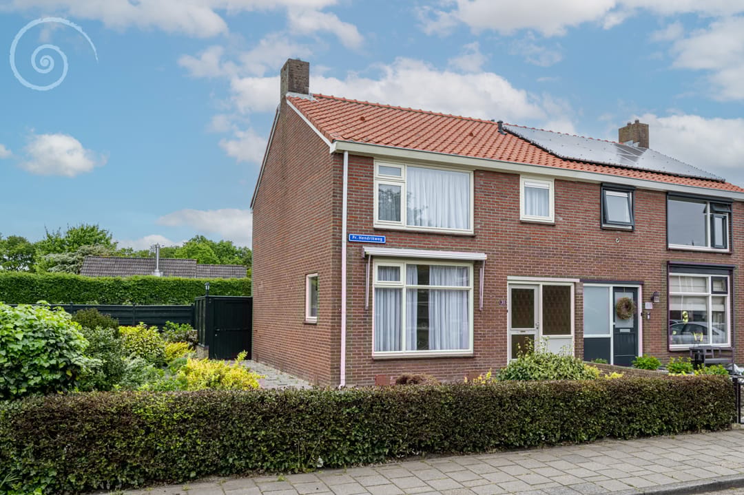 Photo 1 of Prins Hendrikweg 30