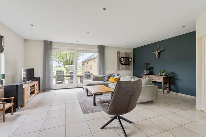 Foto 9 van Bavelseweg 161