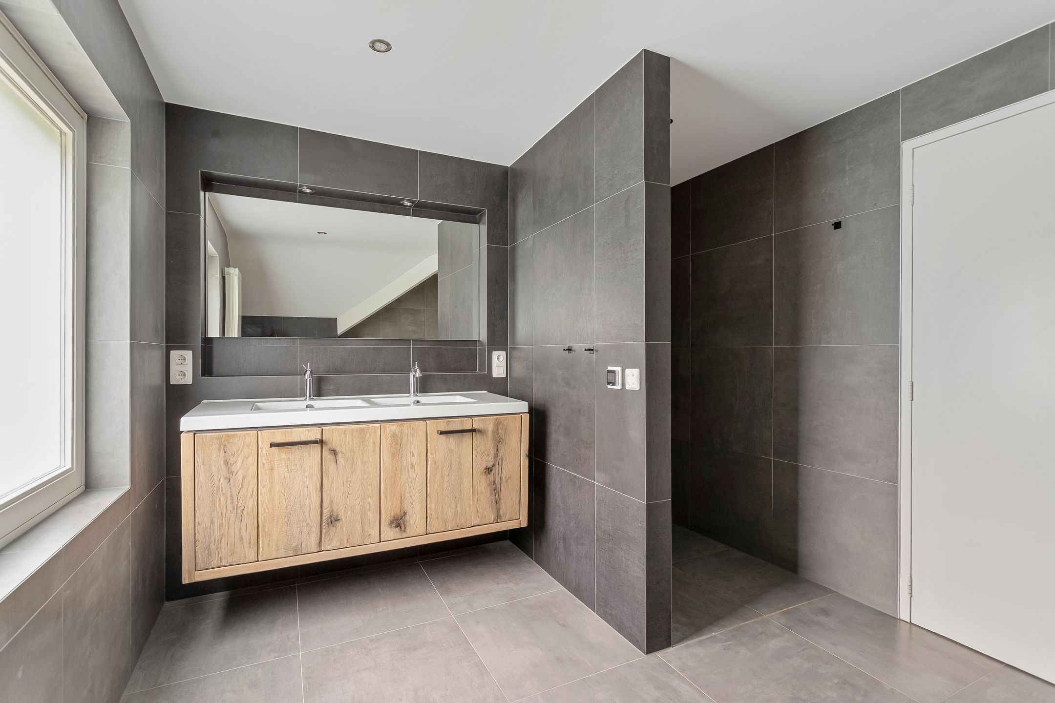 Foto 24 van Bavelseweg 161