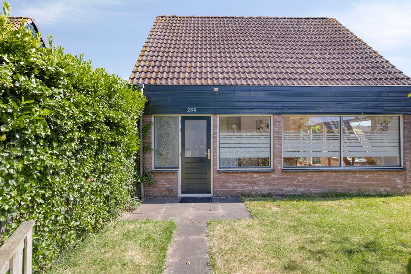 Photo 29 of Duinschooten 12-284