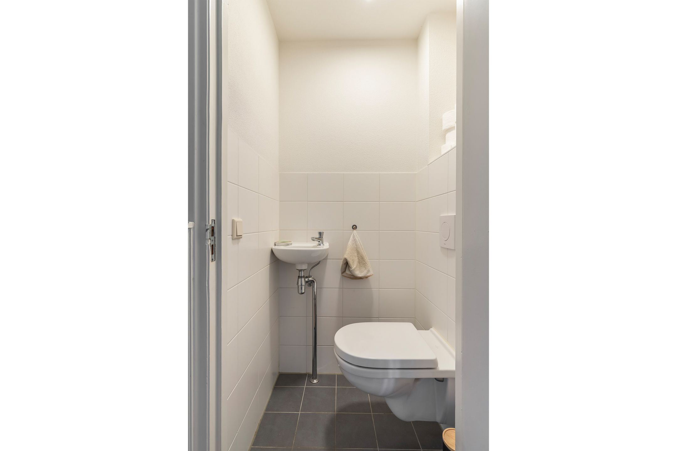 Photo 12 of Adenauerlaan 85