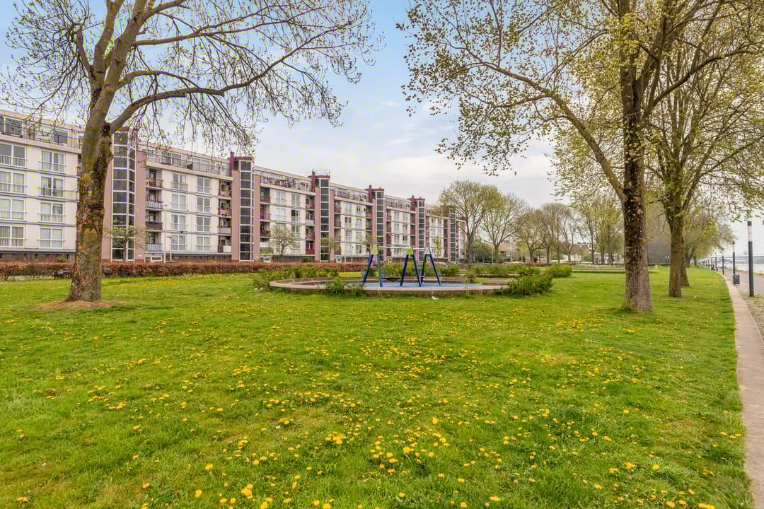 Photo 38 of Adenauerlaan 85