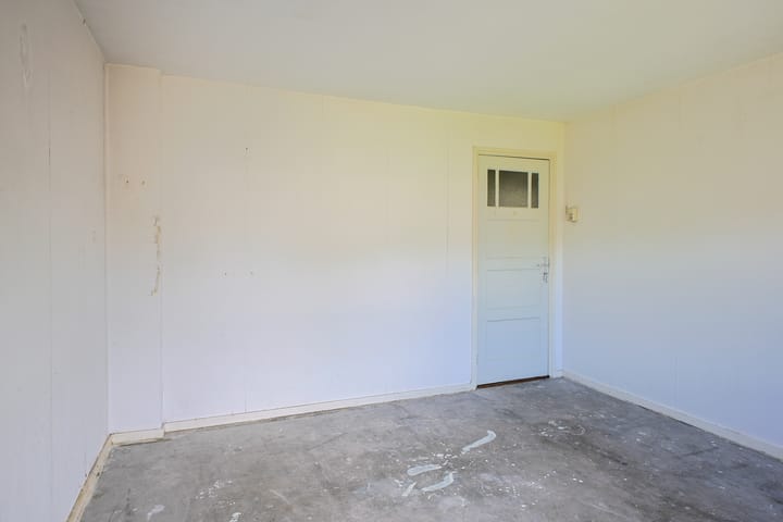 Photo 20 of Bloemenweg 47