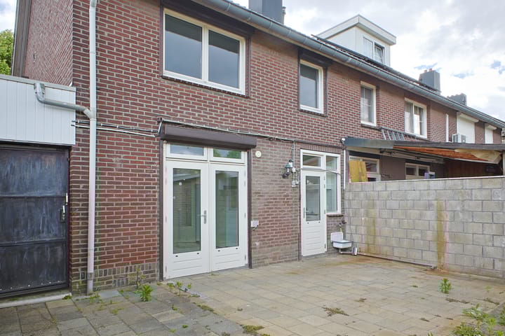 Photo 29 of Bloemenweg 47